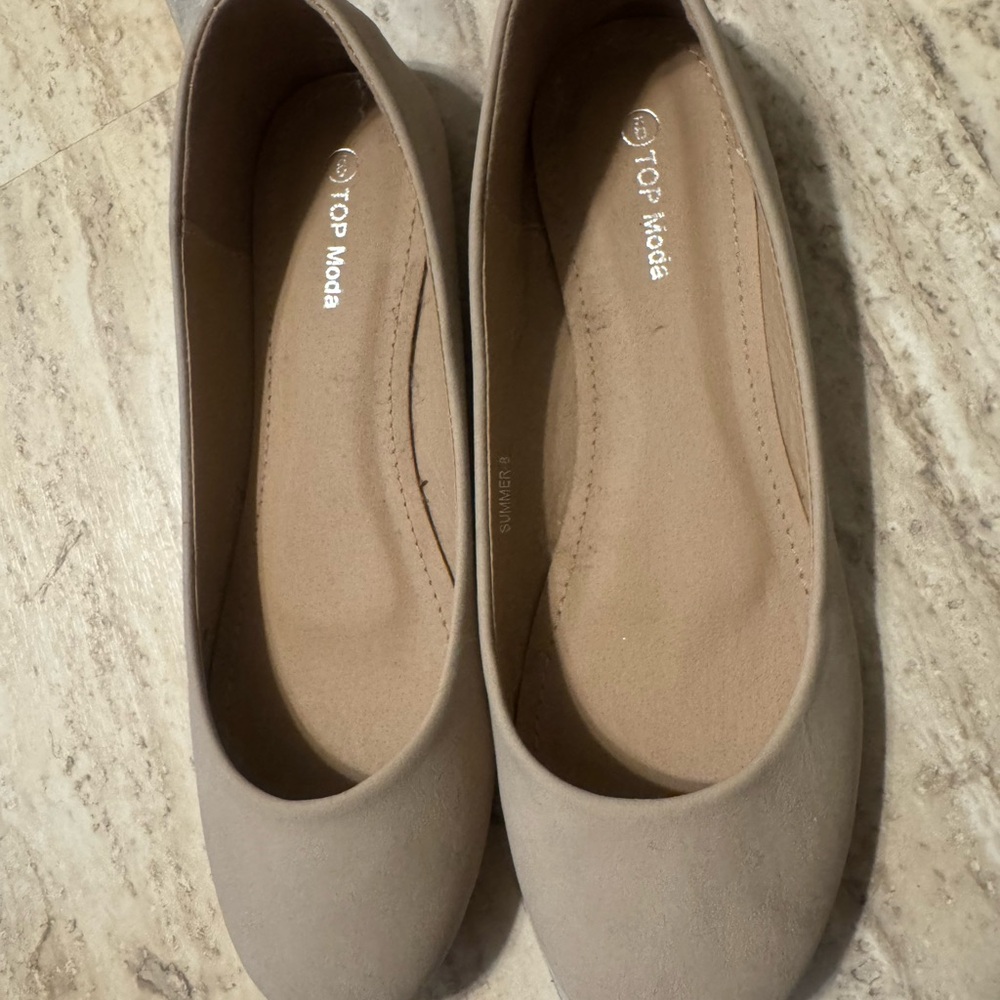 TOP Moda Women's Beige Loafers